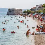 Rico Lägenhet Kaštela